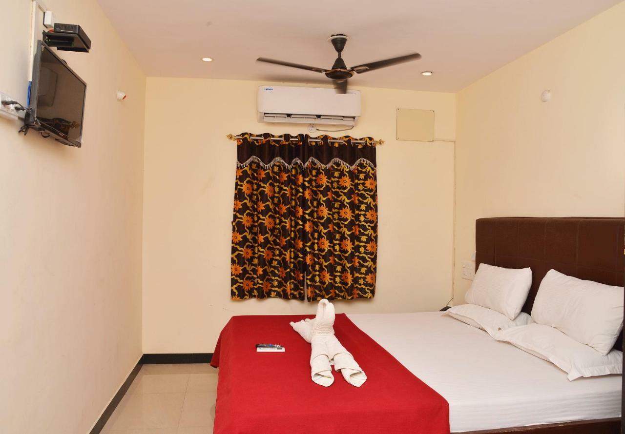 Krish Residency Hotell Madurai Exteriör bild