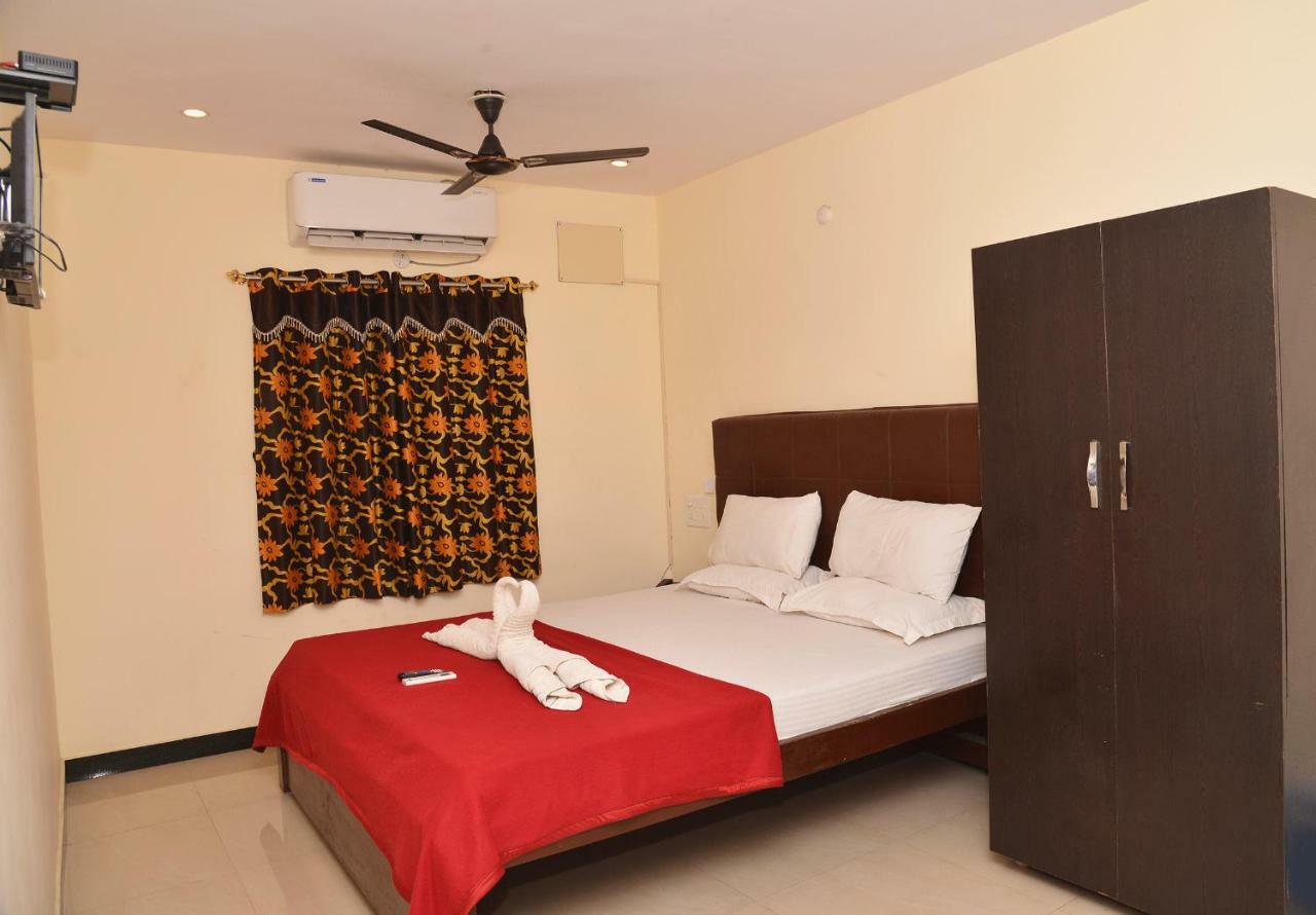 Krish Residency Hotell Madurai Exteriör bild