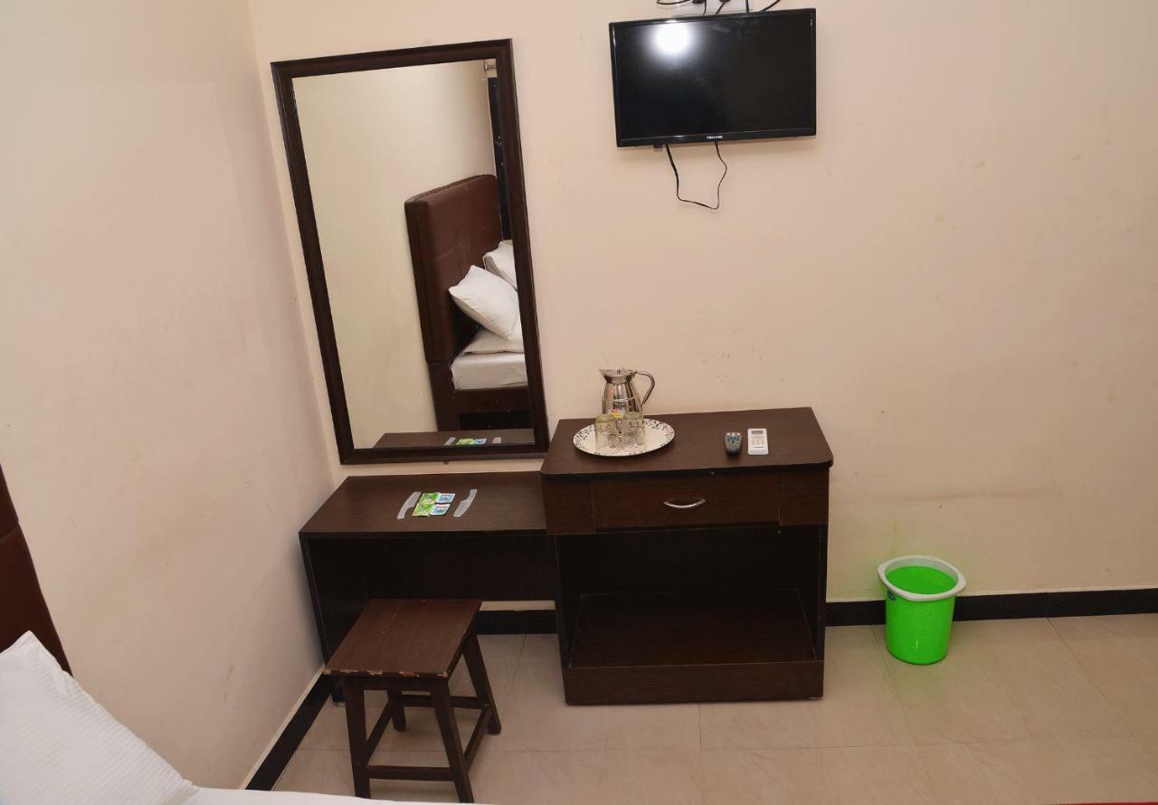 Krish Residency Hotell Madurai Exteriör bild