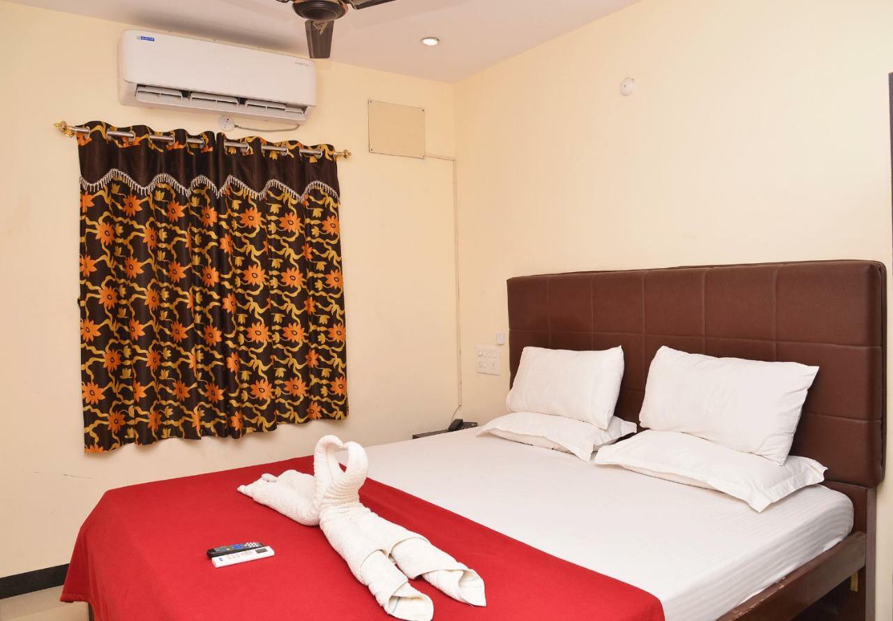 Krish Residency Hotell Madurai Exteriör bild