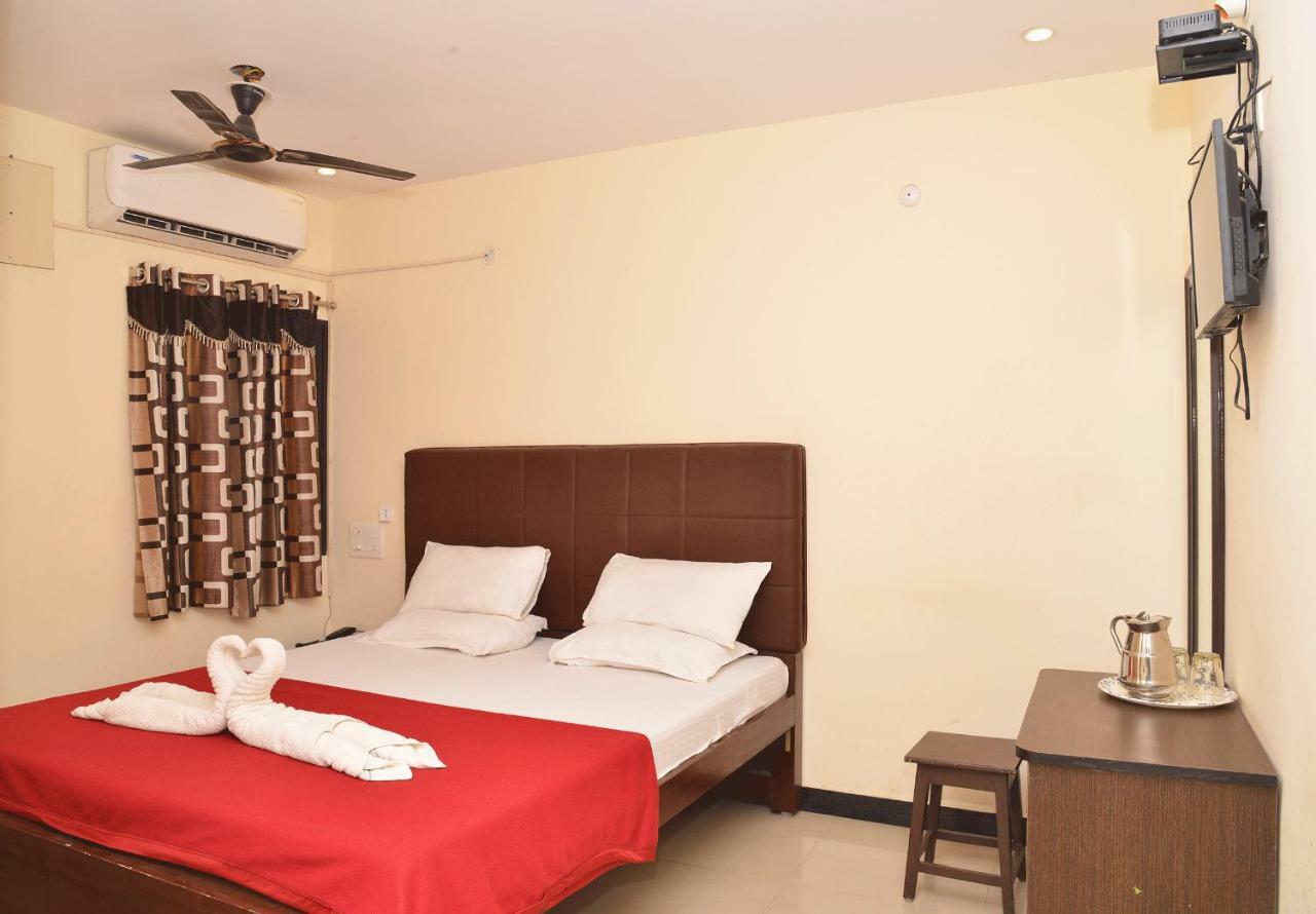 Krish Residency Hotell Madurai Exteriör bild
