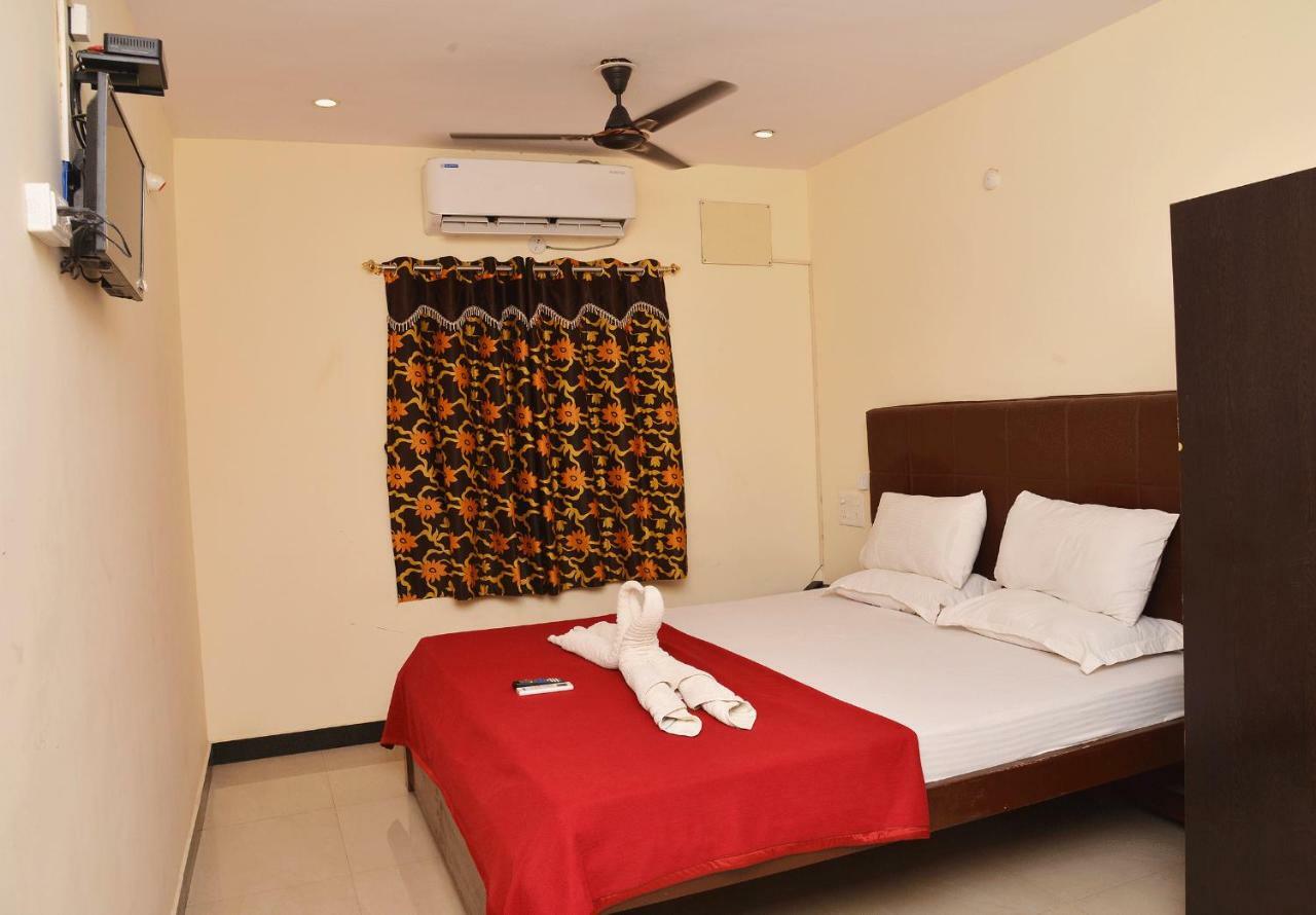 Krish Residency Hotell Madurai Exteriör bild