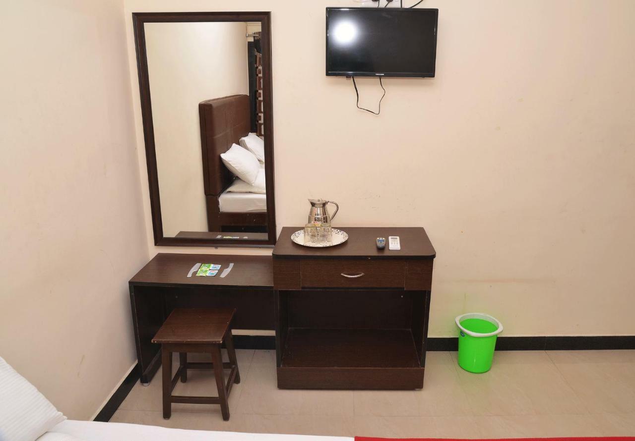 Krish Residency Hotell Madurai Exteriör bild